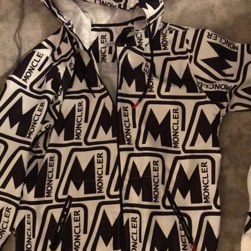 Montcler windbreaker